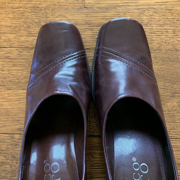 Franco Sarto - women’s leather heels / shoes (Size 6) - Picture 2 of 4